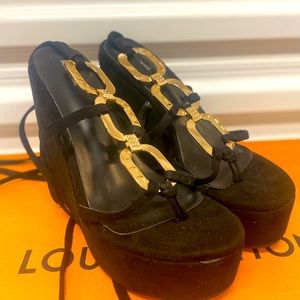 PrettyLittleThing wedges with laces